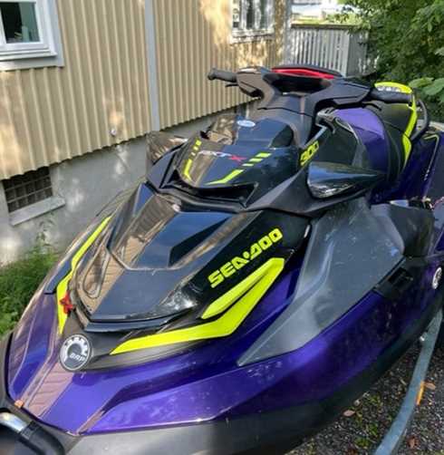 Sea Doo RXT-X 300 RS stulen på trailer  i Enebyberg, Stockholm 